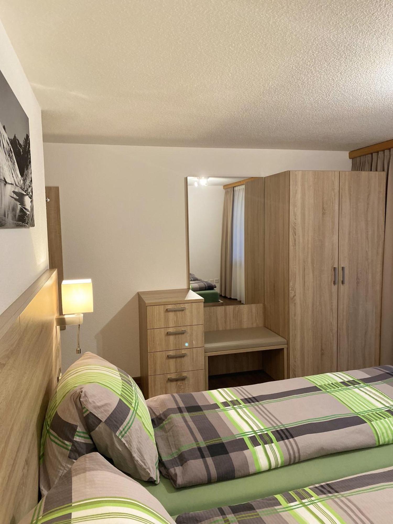 Apartments Arcadia Saas-Grund Luaran gambar